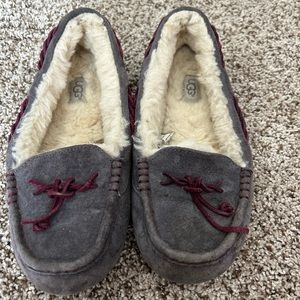 Ugg gray slippers/moccasins